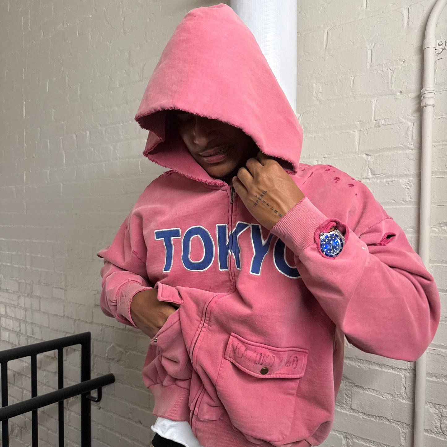 TOKYO WATCH ZIP UP