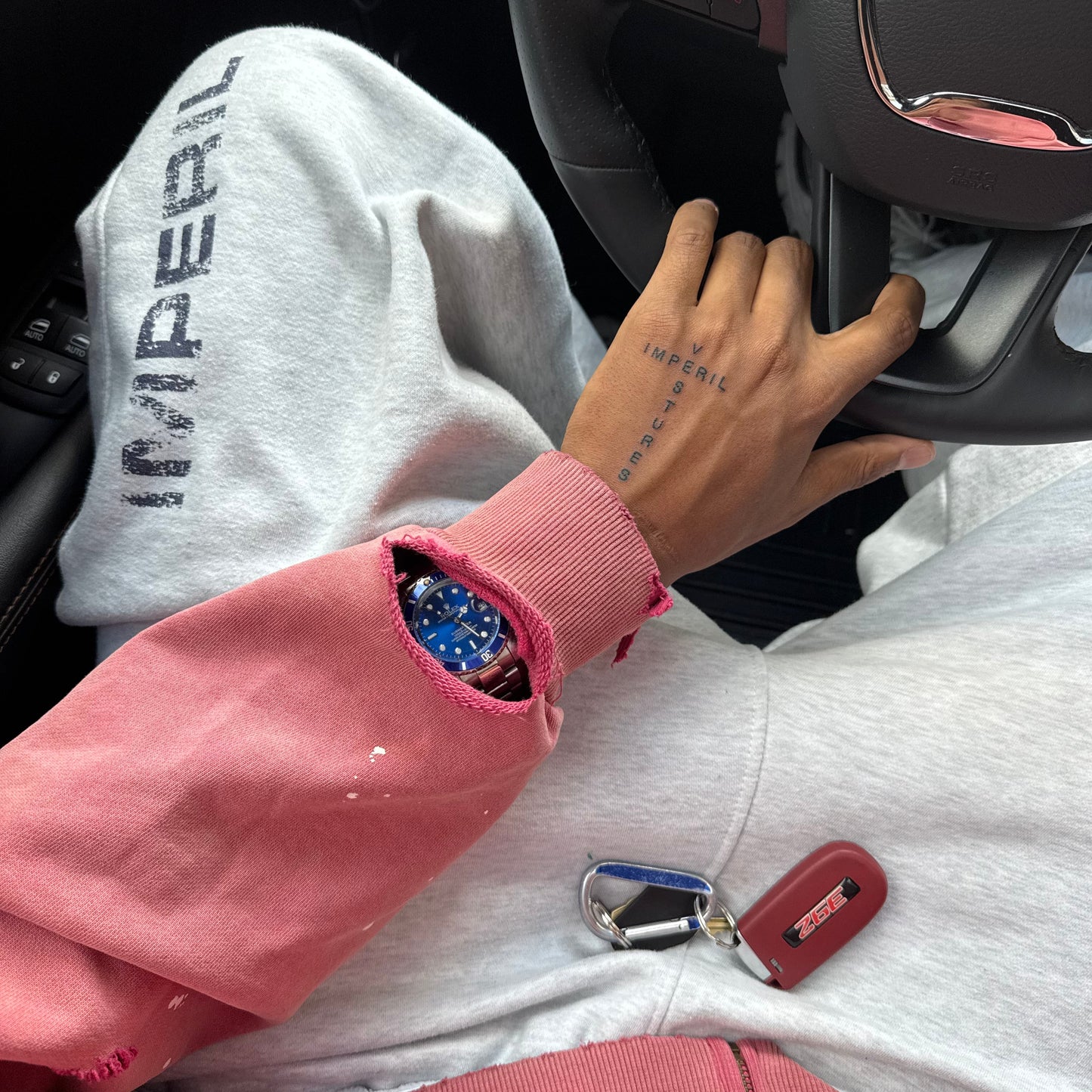 TOKYO WATCH ZIP UP