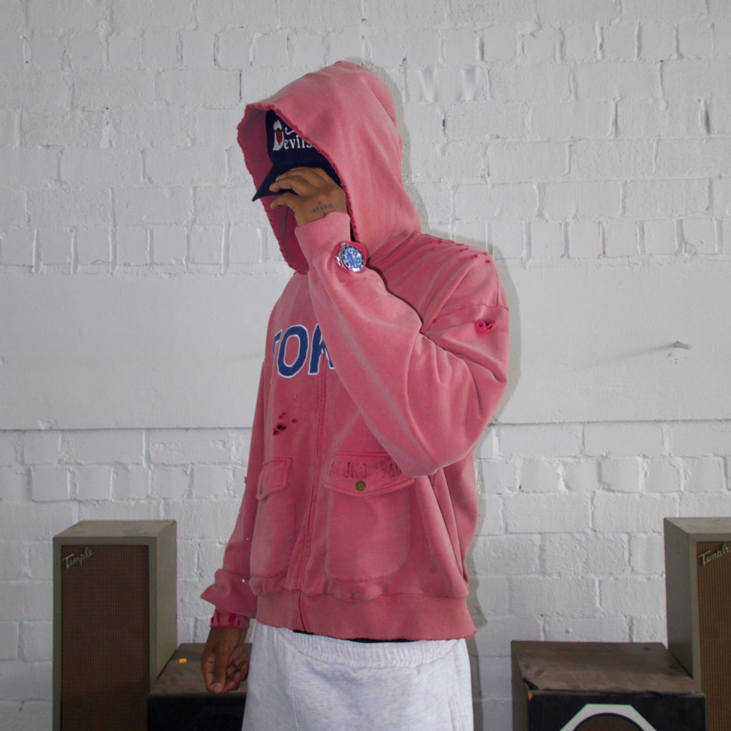 TOKYO WATCH ZIP UP